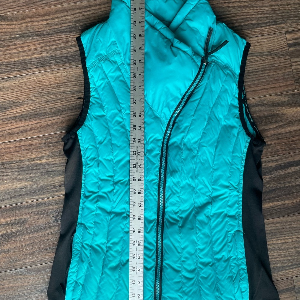 Calvin Klein Performance Turquoise Quilted Vest